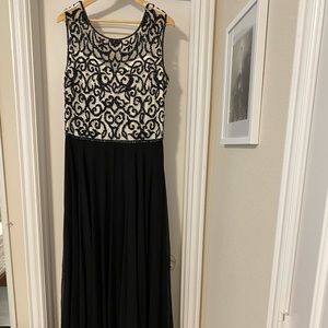 JKara Beaded Formal Gown